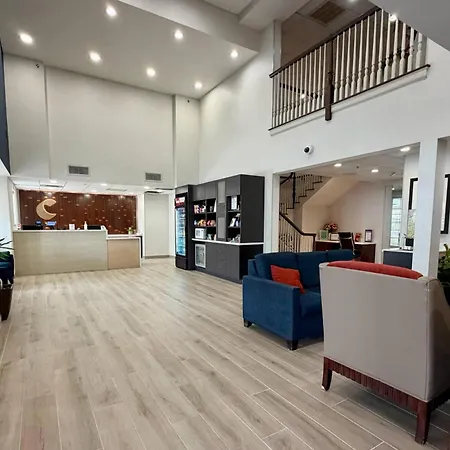 Comfort Inn & Suites Sturbridge-Brimfield-2