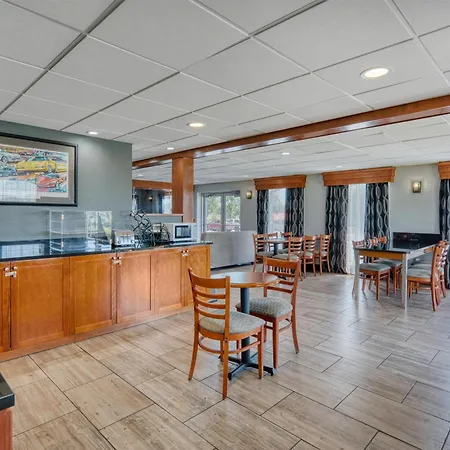 Surestay Hotel By Best Western Bowling Green North-3