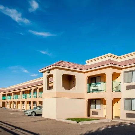 Rodeway Inn Tucumcari-3