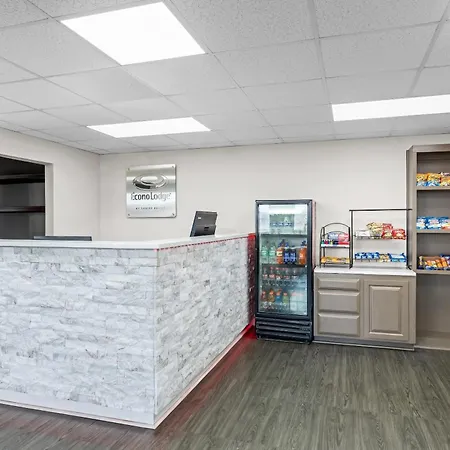 Econo Lodge Greenville-3