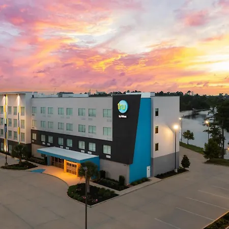 Tru By Hilton Lake Charles-3