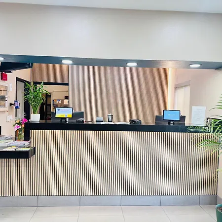 Country Inn & Suites By Radisson, Bismarck-Mandan-3
