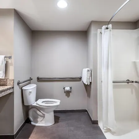 Super 8 By Wyndham Riviera Beach West Palm Beach-3
