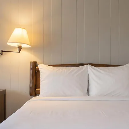 Gauthier'S Saranac Lake Inn-3