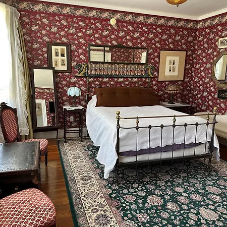 Munroe Inn Boutique Hotel-2