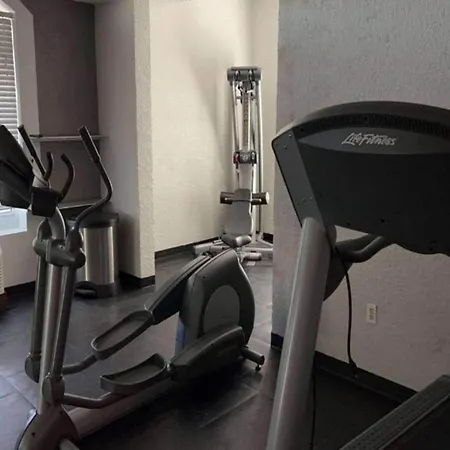 Hotel Flamingo Inn & Suites Vero Beach I-95-2
