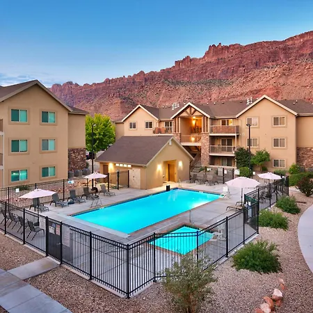 Moab Redcliff Condos-2
