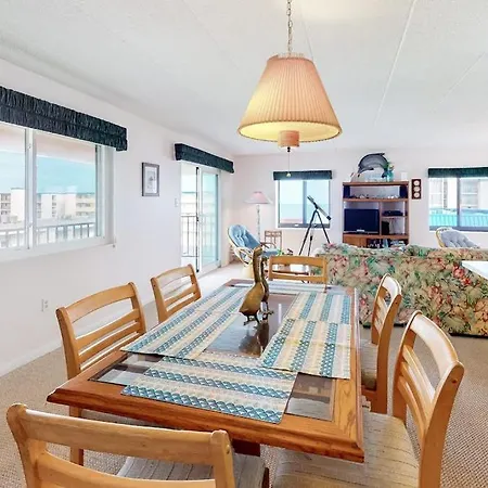 Sunny Sands 401-2