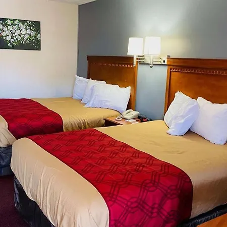 Baymont By Wyndham Lake George-2