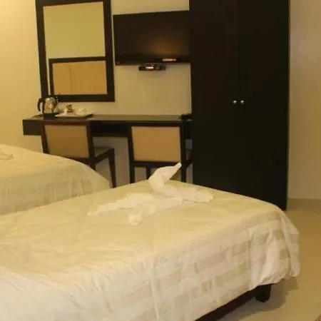 Manhattan Suites Inn-3