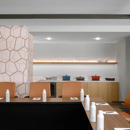 Hilton Santa Clara - Newly Renovated-3