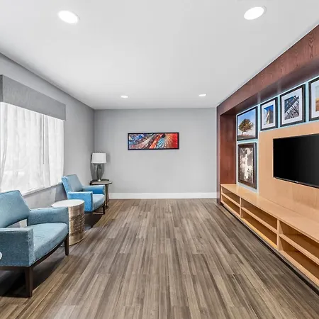 Mainstay Suites Orlando Altamonte Springs-3