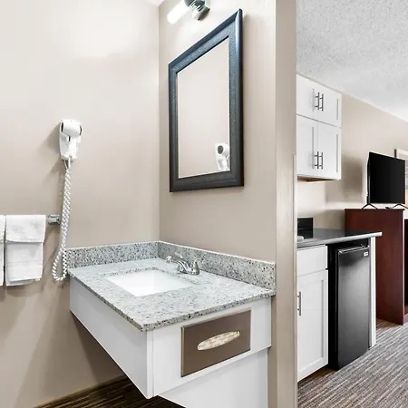 Quality Inn & Suites Gorham White Mountains-2
