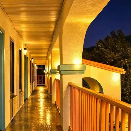 Howard Johnson By Wyndham Chattanooga Lookout Mountain I-24-2