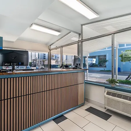 Surestay Hotel By Best Western Virginia Beach Royal Clipper-2