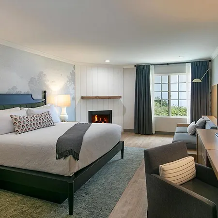 Fireside Inn On Moonstone Beach-2