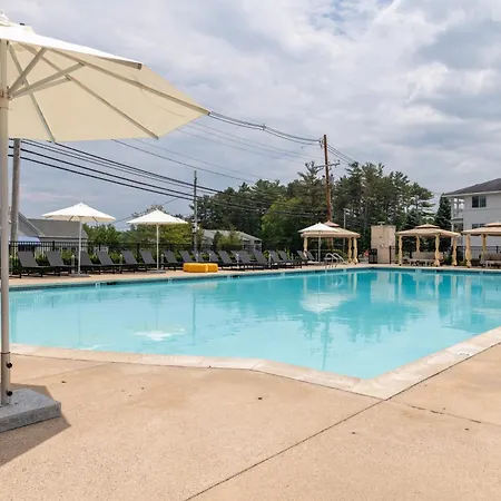 Driftaway Hotel And Pool-3