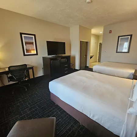 Best Western Plus North Platte Inn & Suites-2