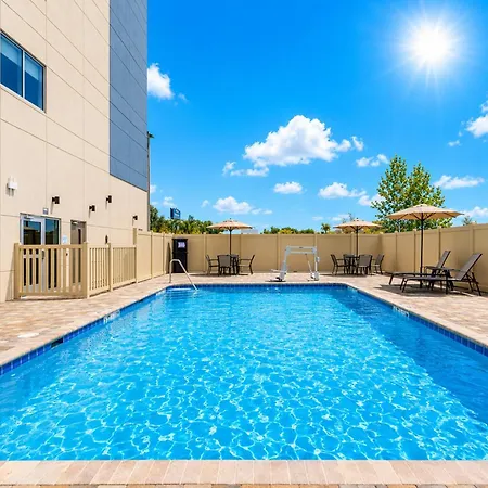 Holiday Inn Express & Suites Tampa Stadium - Airport Area By Ihg-3