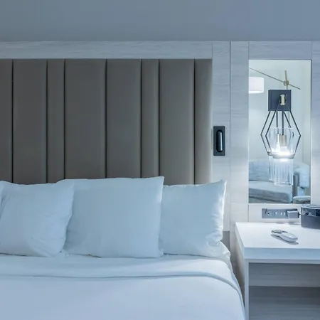 Inn On The Square, An Ascend Collection Hotel-3