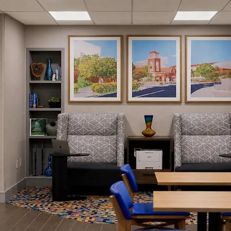 Hampton Inn Oxford/Conference Center-2