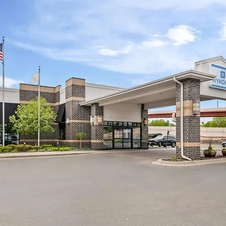 Wyndham Bloomington - Mall Of America-2