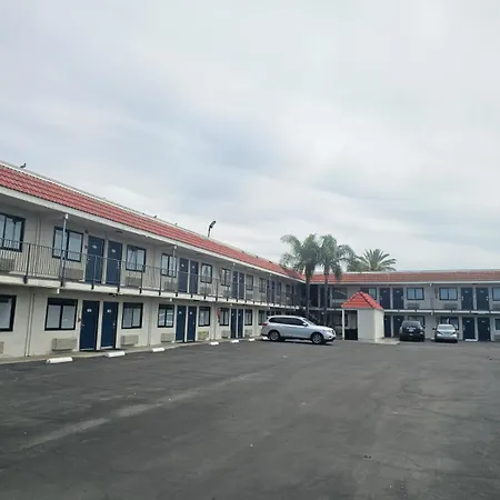 Bridgeview Hotel-2