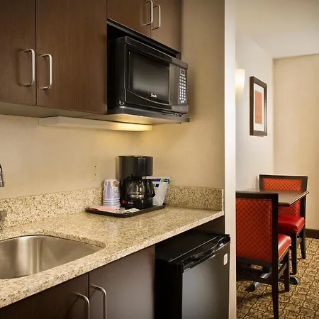 Holiday Inn Express & Suites Alexandria - Fort Belvoir By Ihg-3