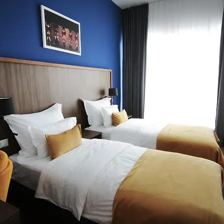 Hotel Sustipan-3
