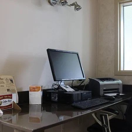 Quality Inn Spearfish I-90-3