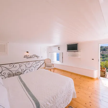 Villa Mary Suites-3