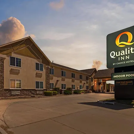 Quality Inn Dodge City-3