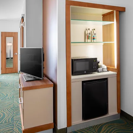Springhill Suites By Marriott Wichita Airport-2