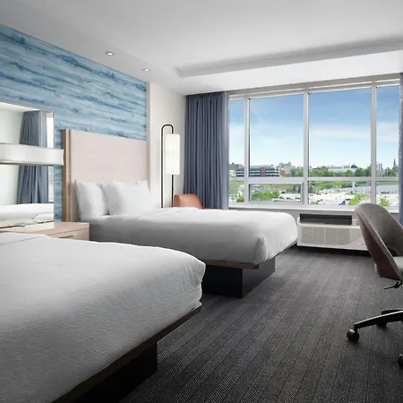 Courtyard By Marriott Erie Bayfront-2