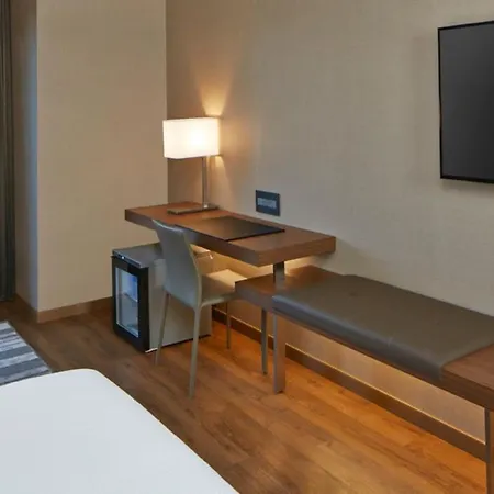 Ac Hotel By Marriott Minneapolis Downtown-3