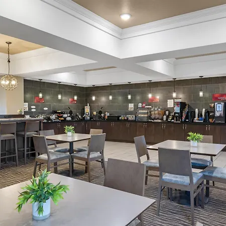 Best Western Plus Overland Inn-3
