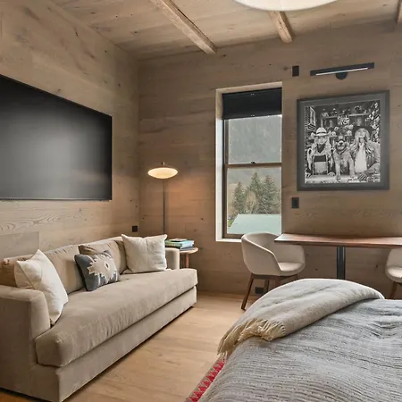 Independence Square 301, Great Hotel Room With Excellent Location & Rooftop Hot Tub-2