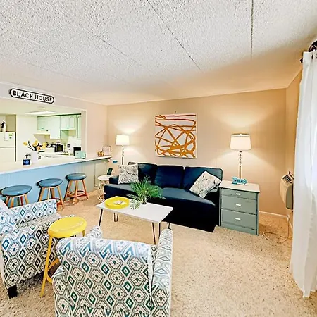 Colonial Unit 202-2