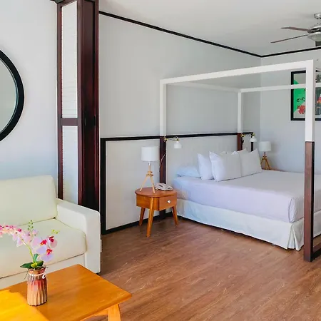 Ocean Blue & Sand Beach Resort-2