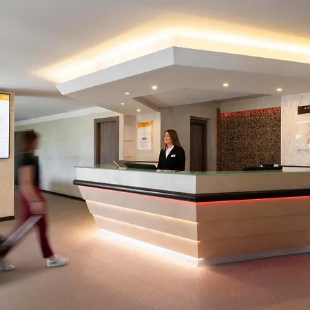 Warmthotel-2