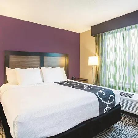 Comfort Inn & Suites Clearwater South-2