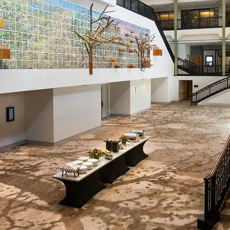 Sheraton Grand Sacramento-3