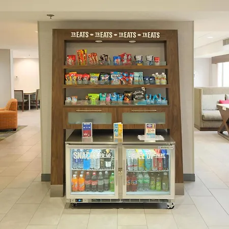 Hampton Inn Lima-2