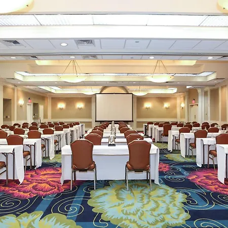 Crowne Plaza Virginia Beach Town Center By Ihg-2