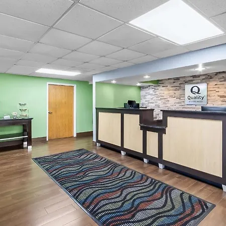 Quality Inn Walterboro I-95-3