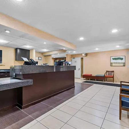 Mainstay Suites Appleton Airport - Fox River Mall Area-3