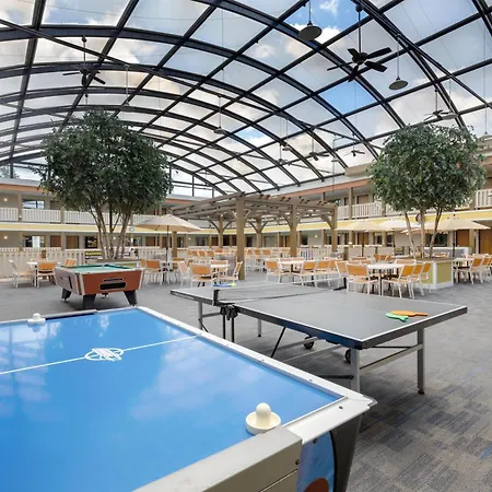 Best Western Plus Dubuque Hotel And Conference Center-2