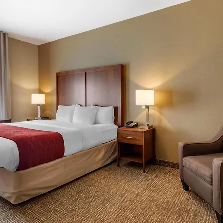 Comfort Inn & Suites Russellville I-40-2