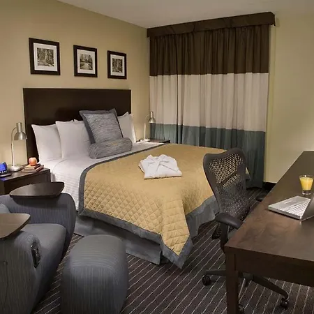 Edward Hotel North York-2