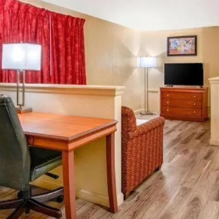 Econo Lodge Inn & Suites Durango-2